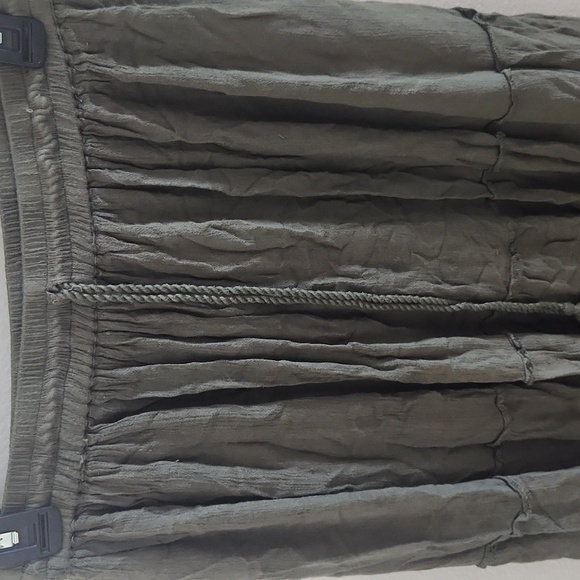 Gypsie Blu Olive Green Women's Skirt - Picture 2 of 4